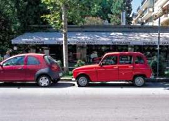 Due automobili